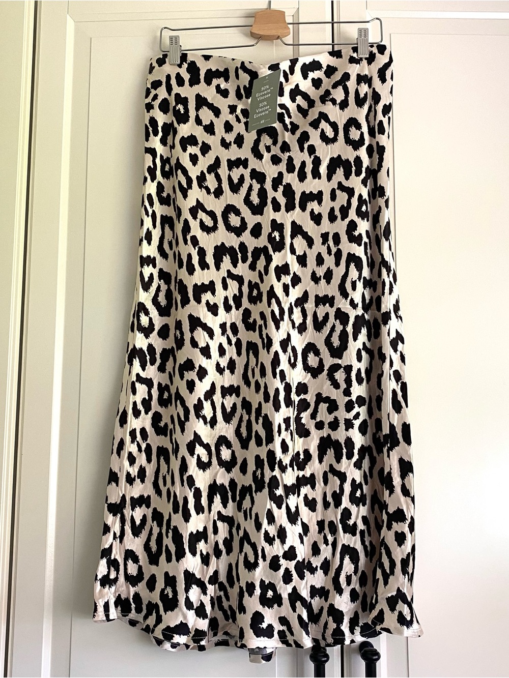 H&M Leopard Print Satin Skirt